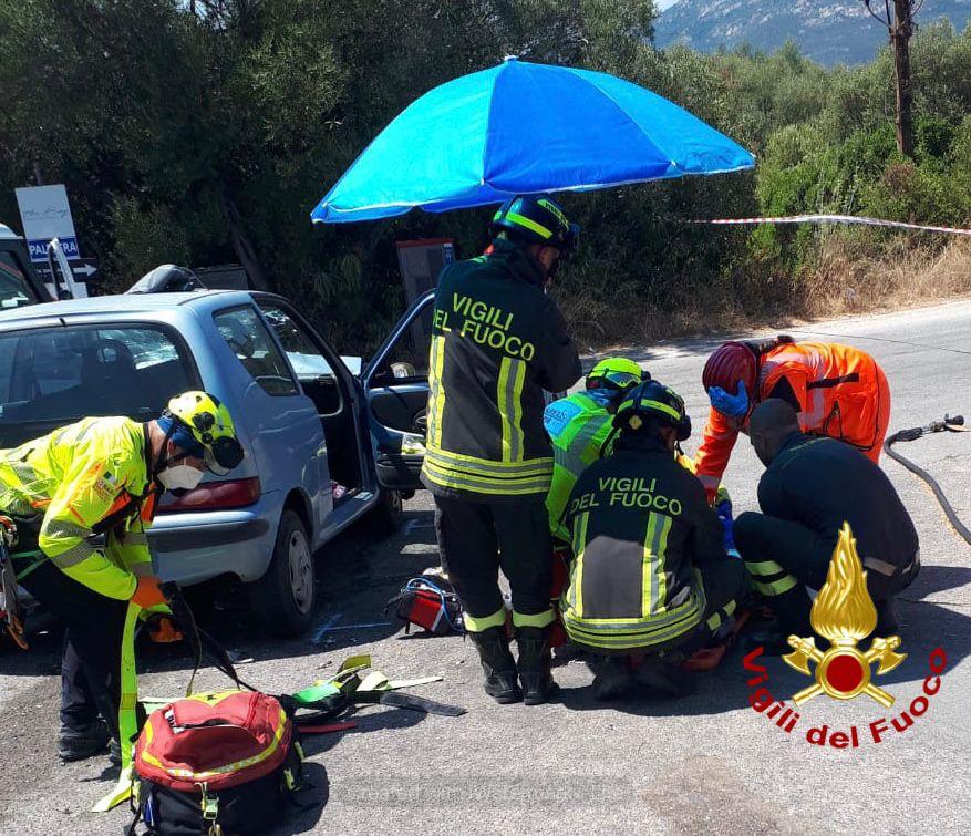 Olbia Frontale A Porto Rotondo Donna Trasportata In Elisoccorso