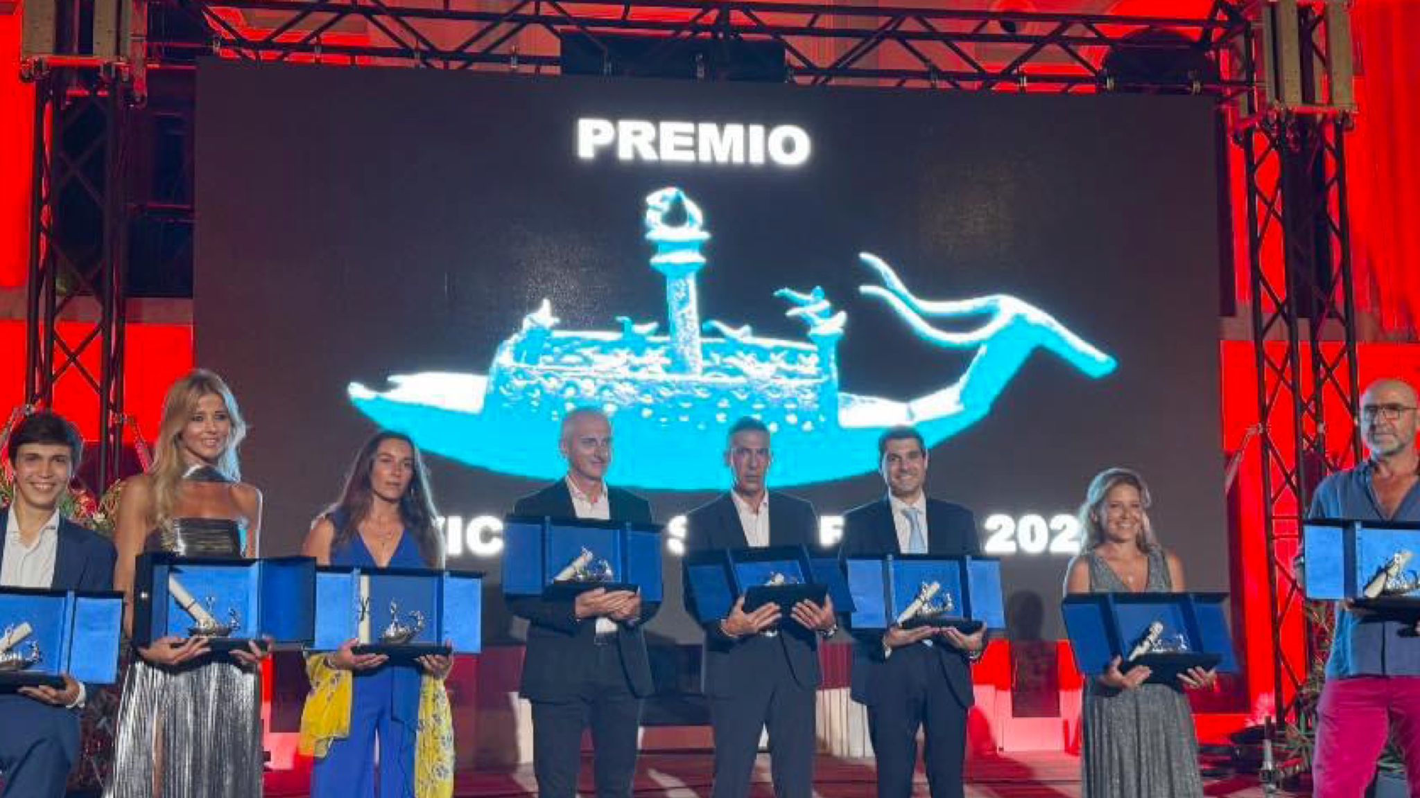 Premio Navicella Sardegna 2024: eccellenze sarde celebrate al teatro 