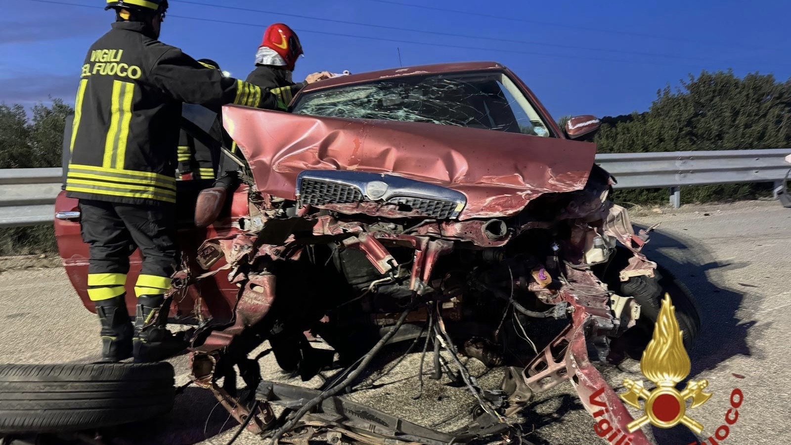 Olbia, all'alba perde il controllo dell'auto e si schianta sul guardrail