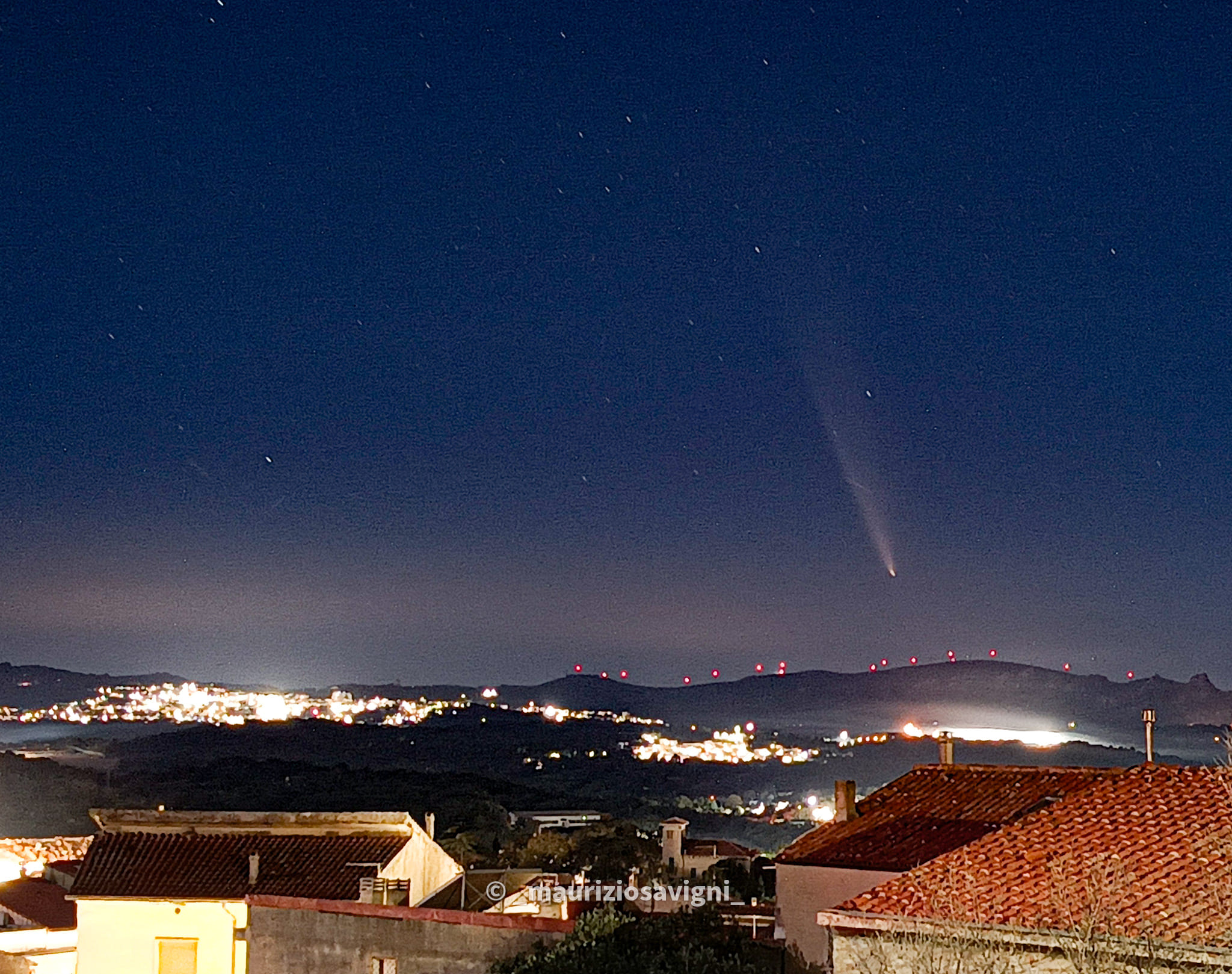 La cometa C/2023 A3 sui cieli di Calasetta, Calangianus e Capo Testa