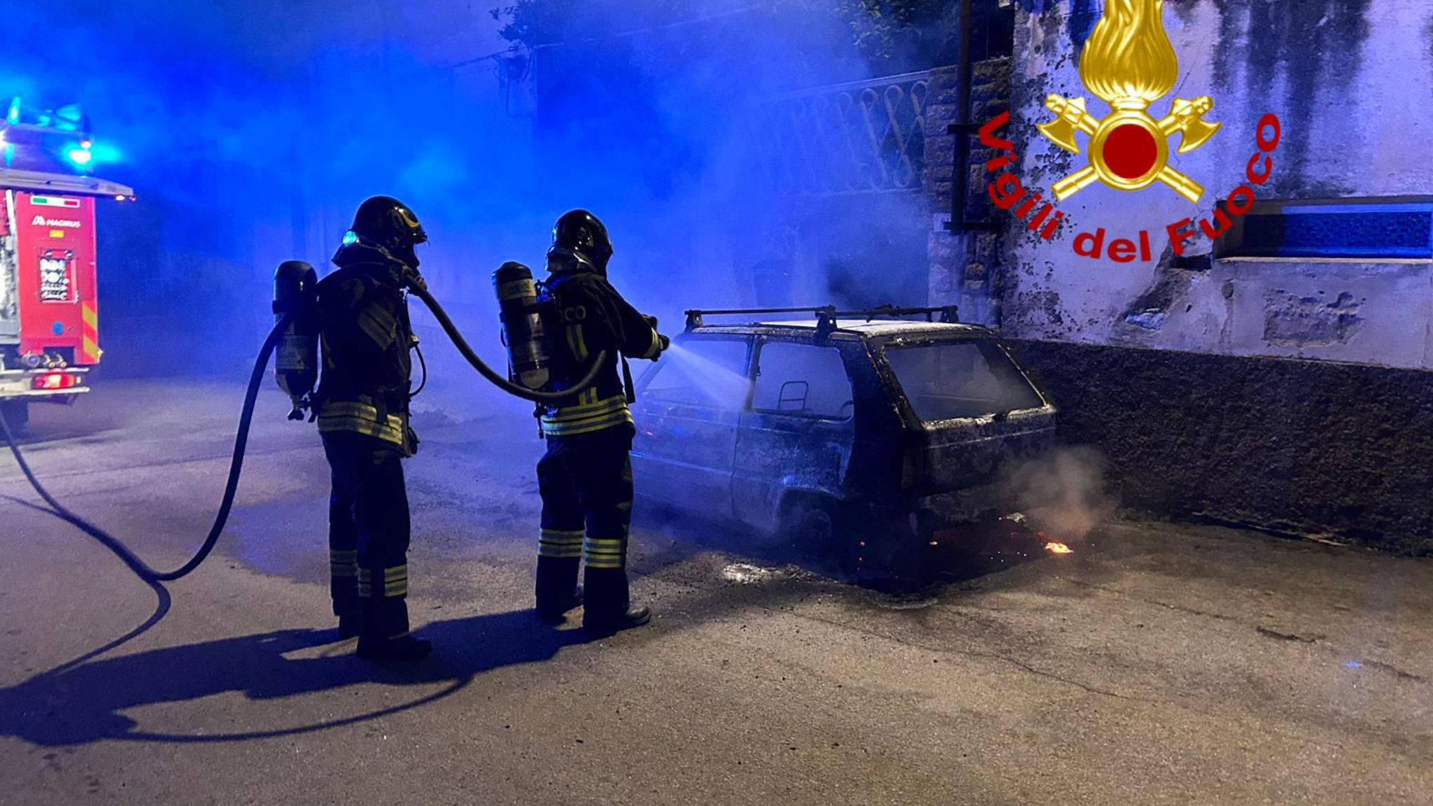 Berchidda, auto in fiamme nella notte: accertamenti in corso