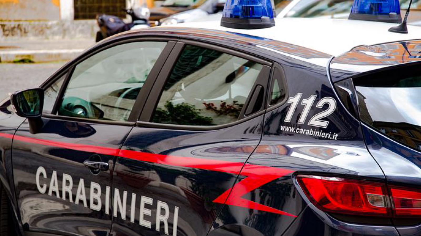 Olbia, minacce e caos in via Vittorio Veneto: un arresto