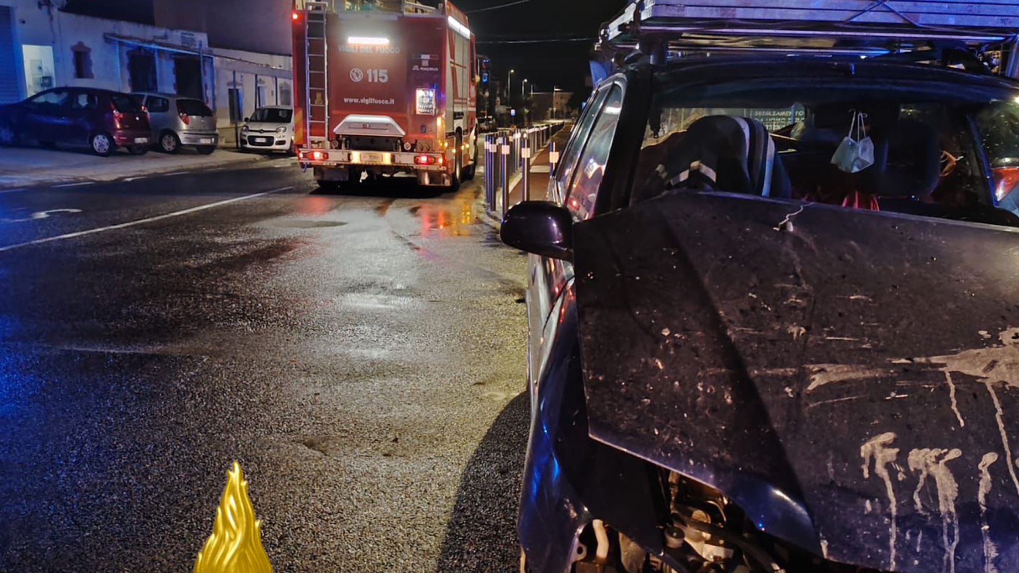 Posada, scontro frontale tra auto: due feriti