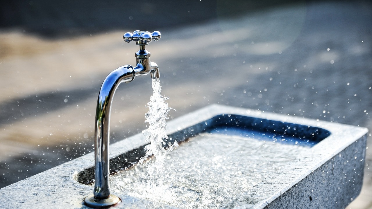 Golfo Aranci, acqua non potabile: scatta l'ordinanza