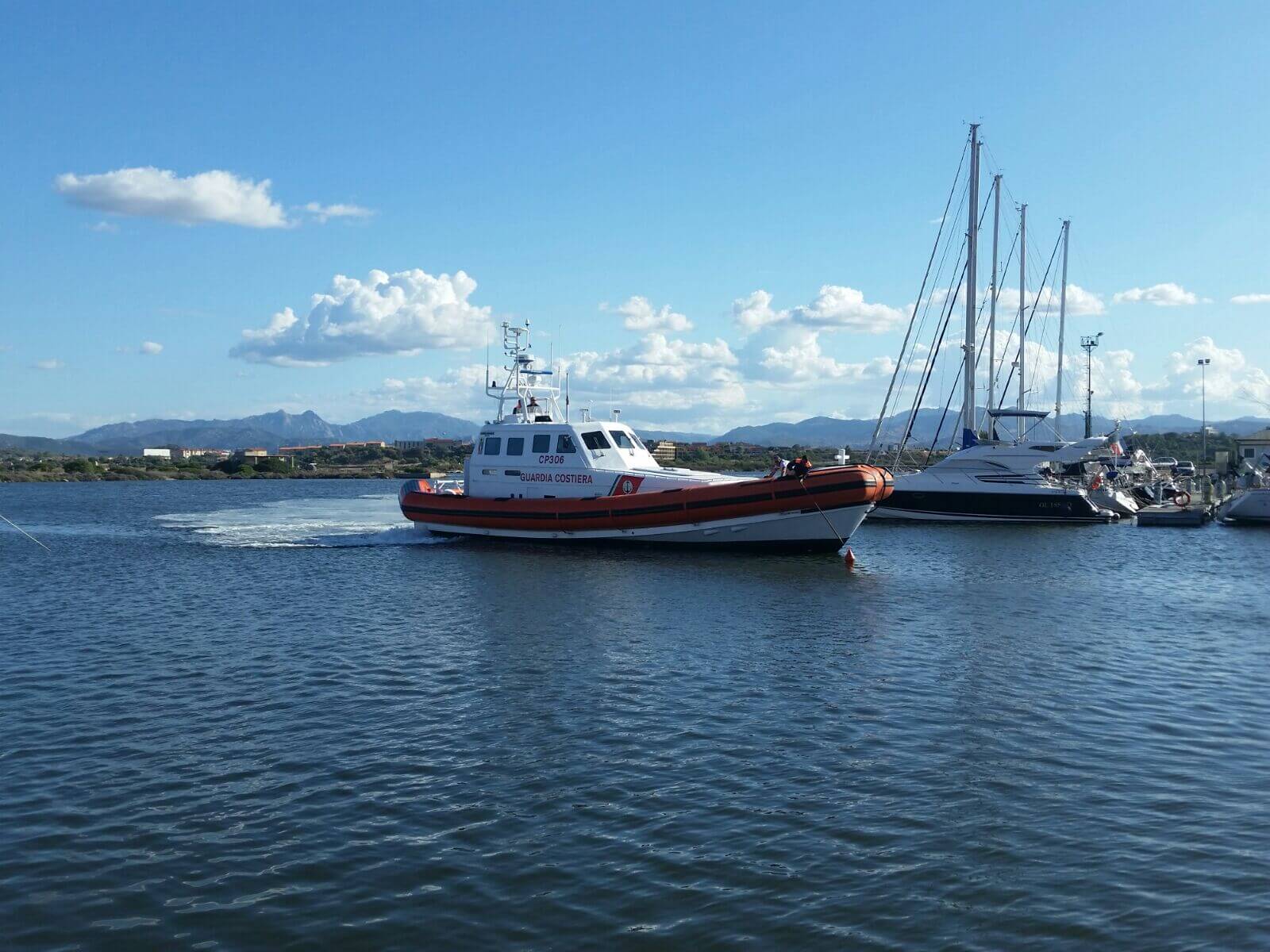 Olbia, giovani scomparsi: ritrovati elementi a Cala Spada