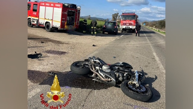 Tragedia sulla 198: muore un giovane motociclista