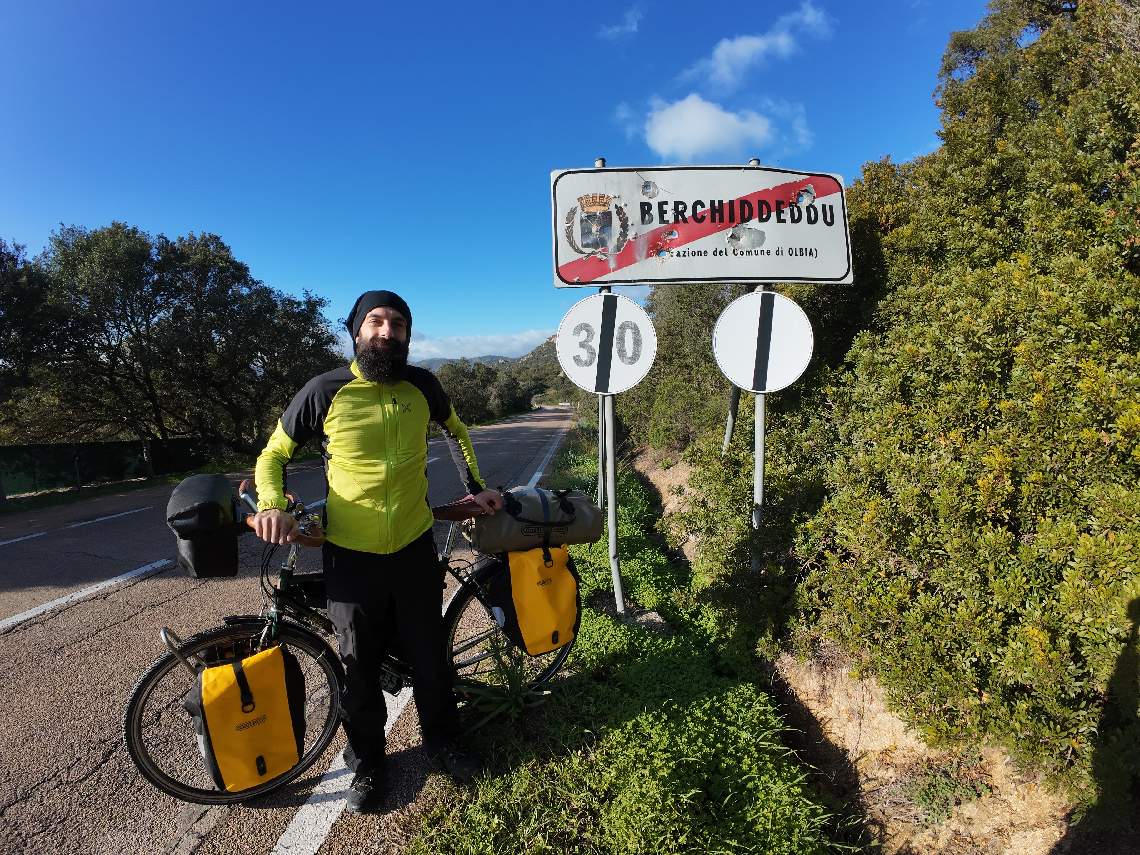 Olbia: Daniele Murrighili, la sua bici e tanti km di felicità 