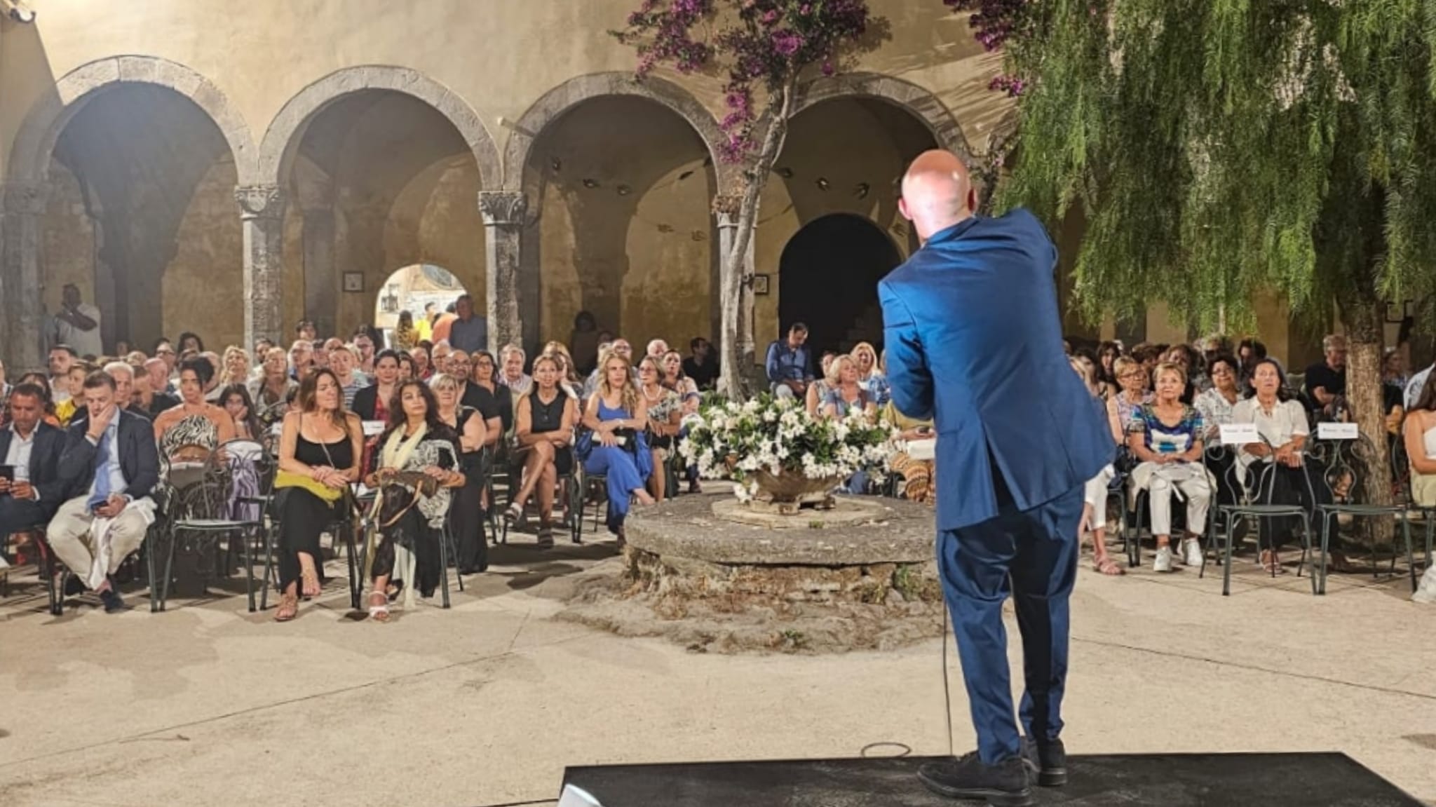 Golfo Aranci, grande successo per il concerto di Giuseppe Serra a Sorrento 