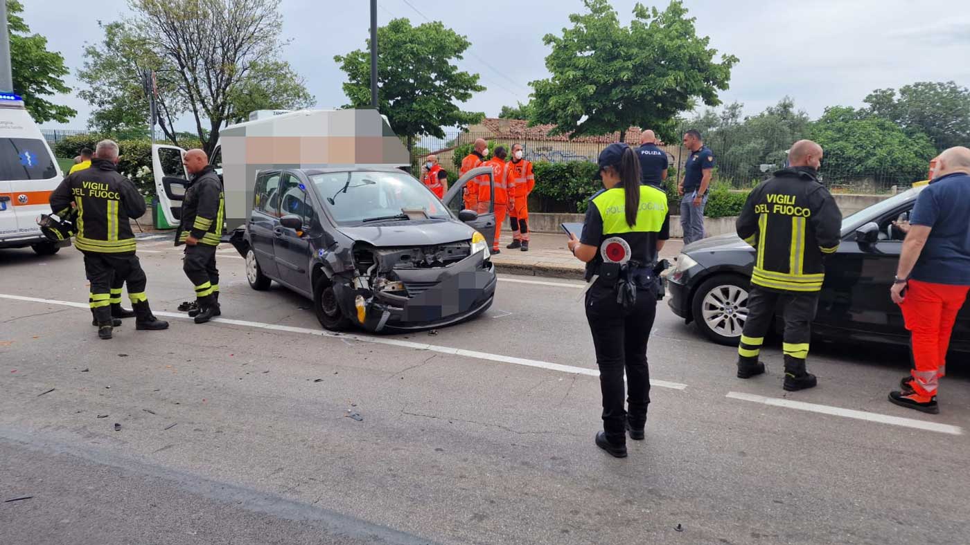 Olbia, maxi tamponamento: malore alla guida, muore un uomo