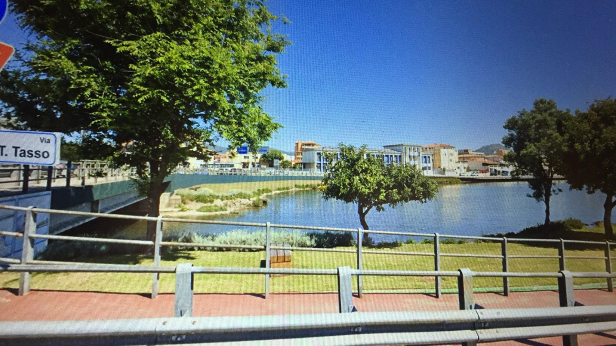 Olbia: bagno nel lungomare nonostante il divieto