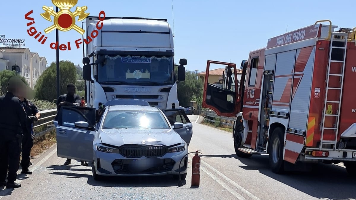 Olbia, incidente sulla sopraelevata: cinque feriti