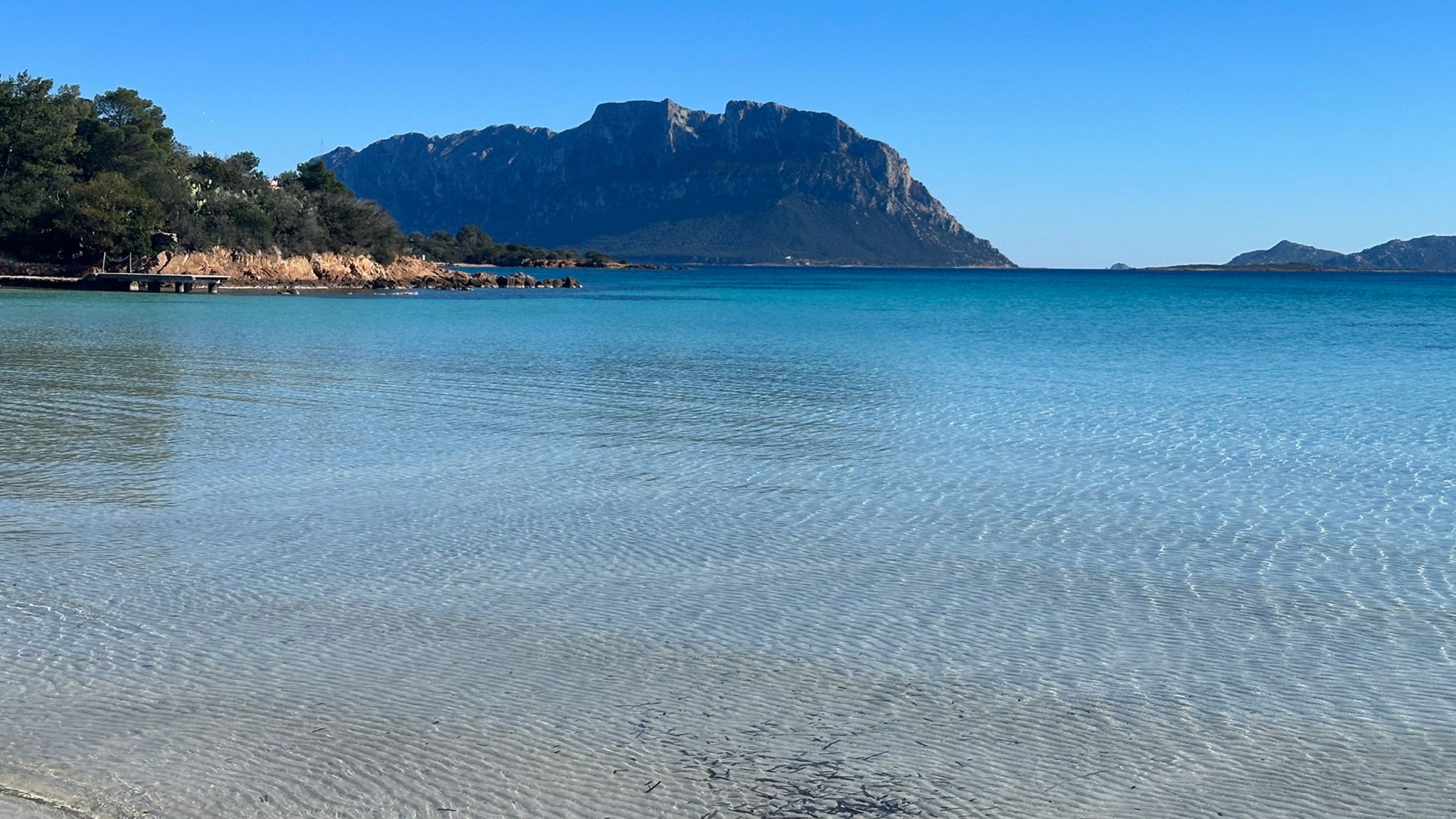 Olbia, allarme furti: turisti derubati a Porto Istana